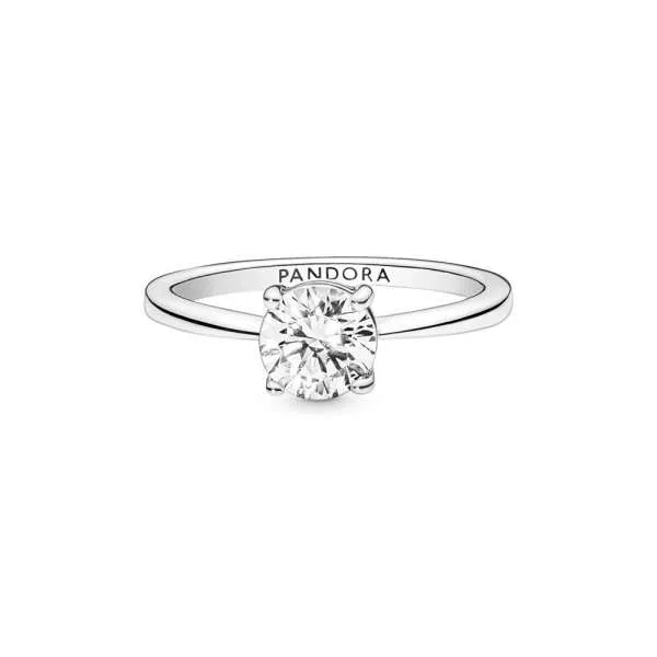 Sparkling Solitaire Ring 