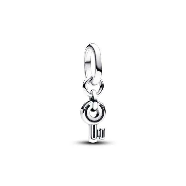 Mini viseči obesek z motivom ključa Pandora ME 