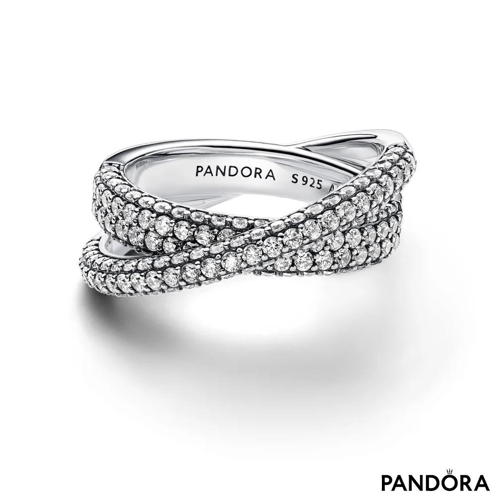 Prstan Pandora Timeless z dvojnim navzkrižnim obročkom v slogu pavé 