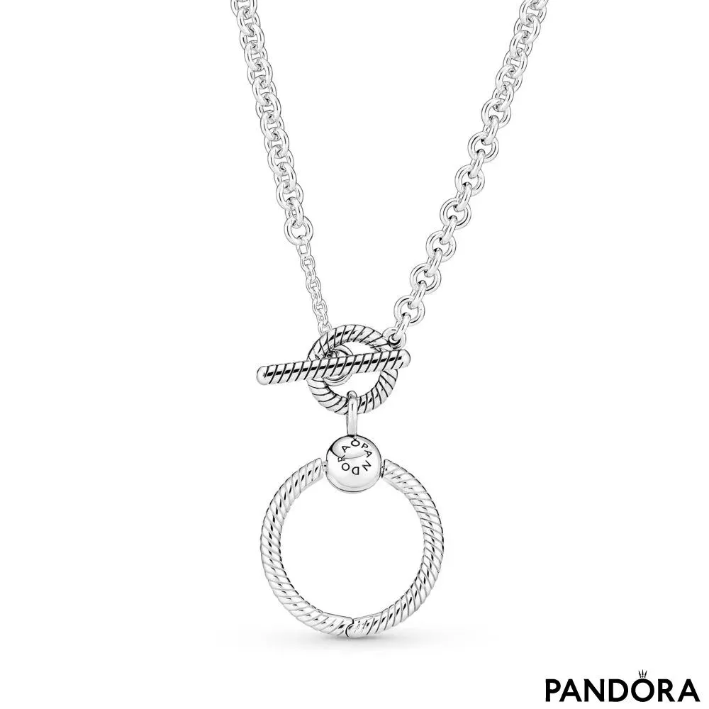 Ogrlica Pandora Moments z zapiralno paličico v obliki črke T in obeskom Pandora O 