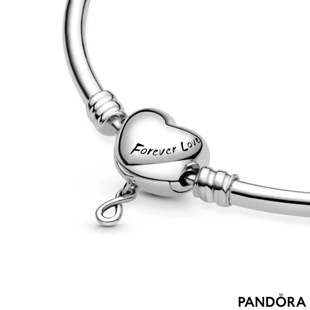 Zapestnica s sponko v obliki srčka iz zbirke Pandora Moments 
