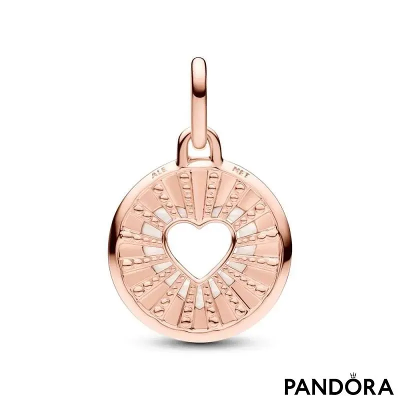 Obesek v obliki medaljona z motivom srca Pandora ME 