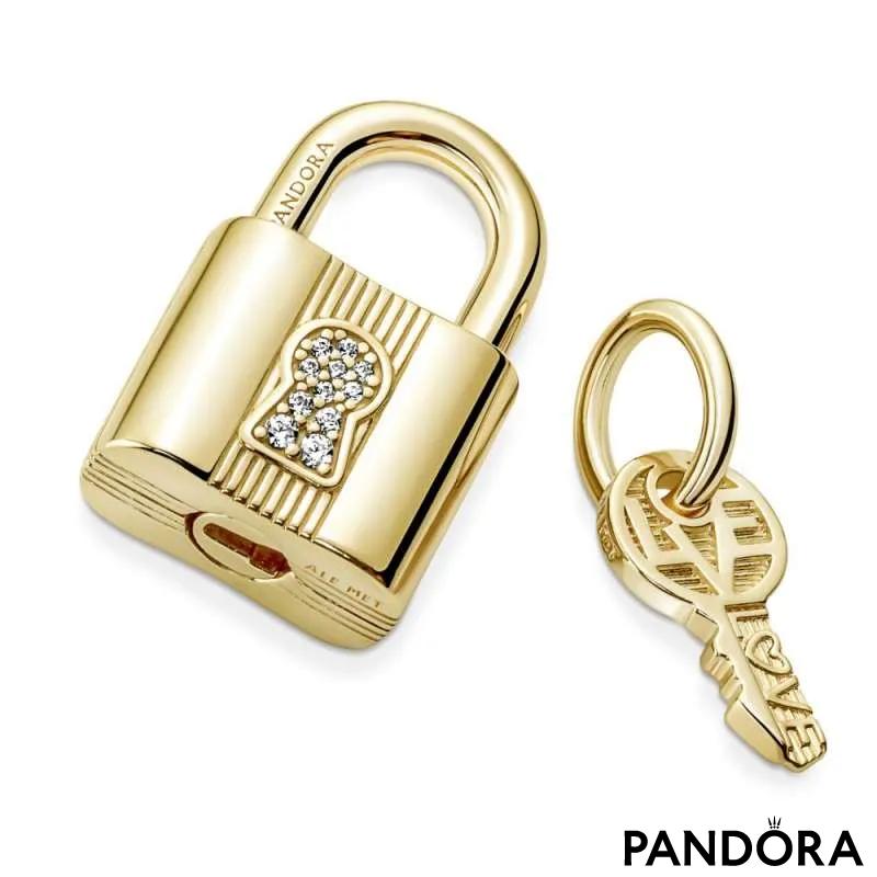 Obesek v obliki ključavnice in ključa 
